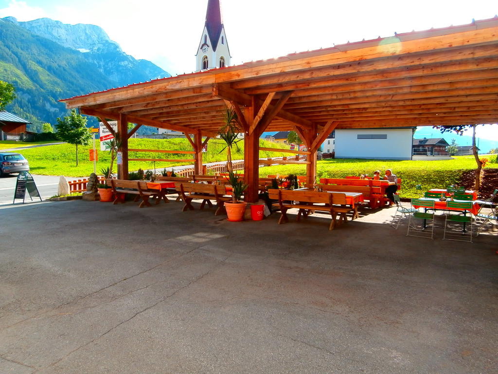 Gasthof Zum Loewen Sankt Jakob im Lesachtal Dış mekan fotoğraf