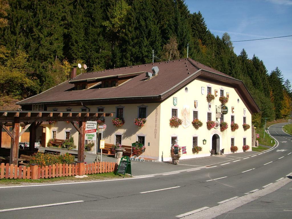 Gasthof Zum Loewen Sankt Jakob im Lesachtal Dış mekan fotoğraf